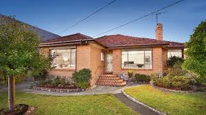 The timeless look of red brick: Veneer for a new generation of homes | Ontario Home Building & Remodelling Resource