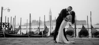 Veils, Vows, and Venice: The Allure of Elopement Packages in Italy’s Floating City – Serenissima Weddings
