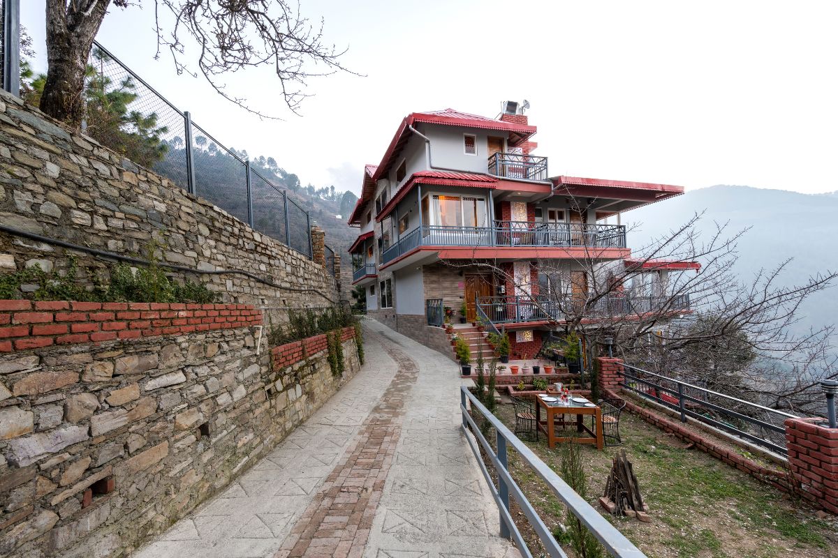 Book Cottages in Nainital | Unique & Peaceful Stays in Nainital