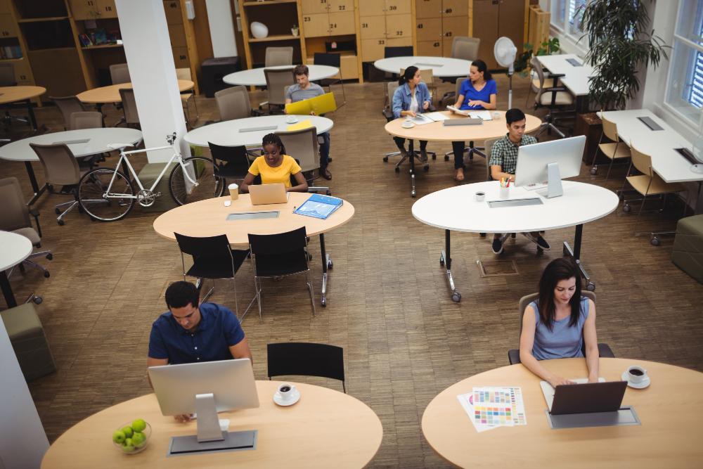 Book a Dedicated Desk Coworking Space to Boost Productivity | Mush...