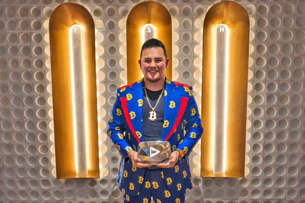 The ‘Bitcoin Man’ Goes Diamond: Herbert R. Sim’s Futuristic Style and AI Music Video Take Crypto Culture Mainstream