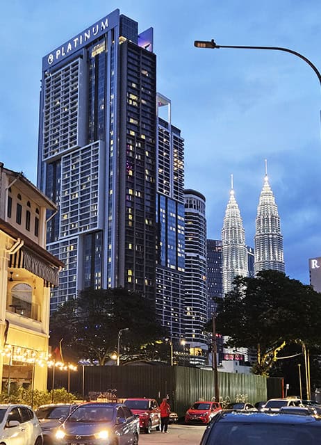 Hotel KL Near KLCC Tower – Kuala Lumpur Hotel Rooftop Infinity Pool